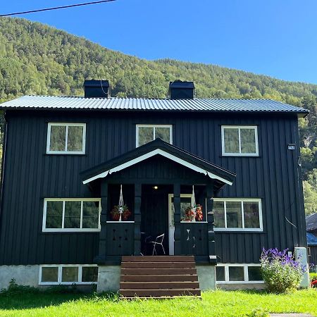 Bed and Breakfast Nordre-Repp Boverdalen Exterior foto
